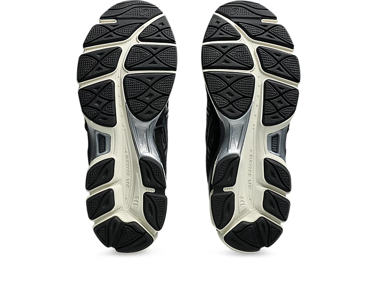 アシックス GEL-NYC Black/Black（1203A739-001） アウトソール