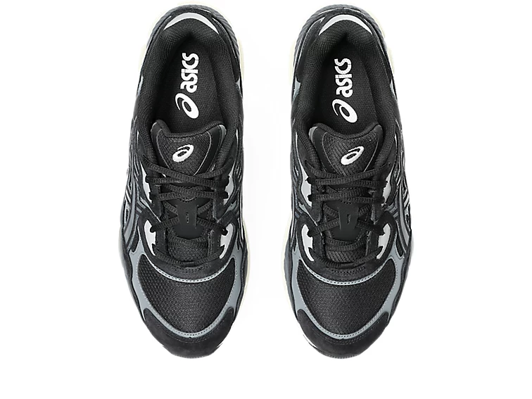 アシックス GEL-NYC Black/Black（1203A739-001） 上から