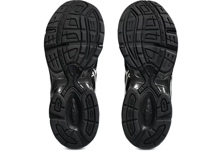アシックス GEL-1130 Black/Cream（1203A609-001） アウトソール