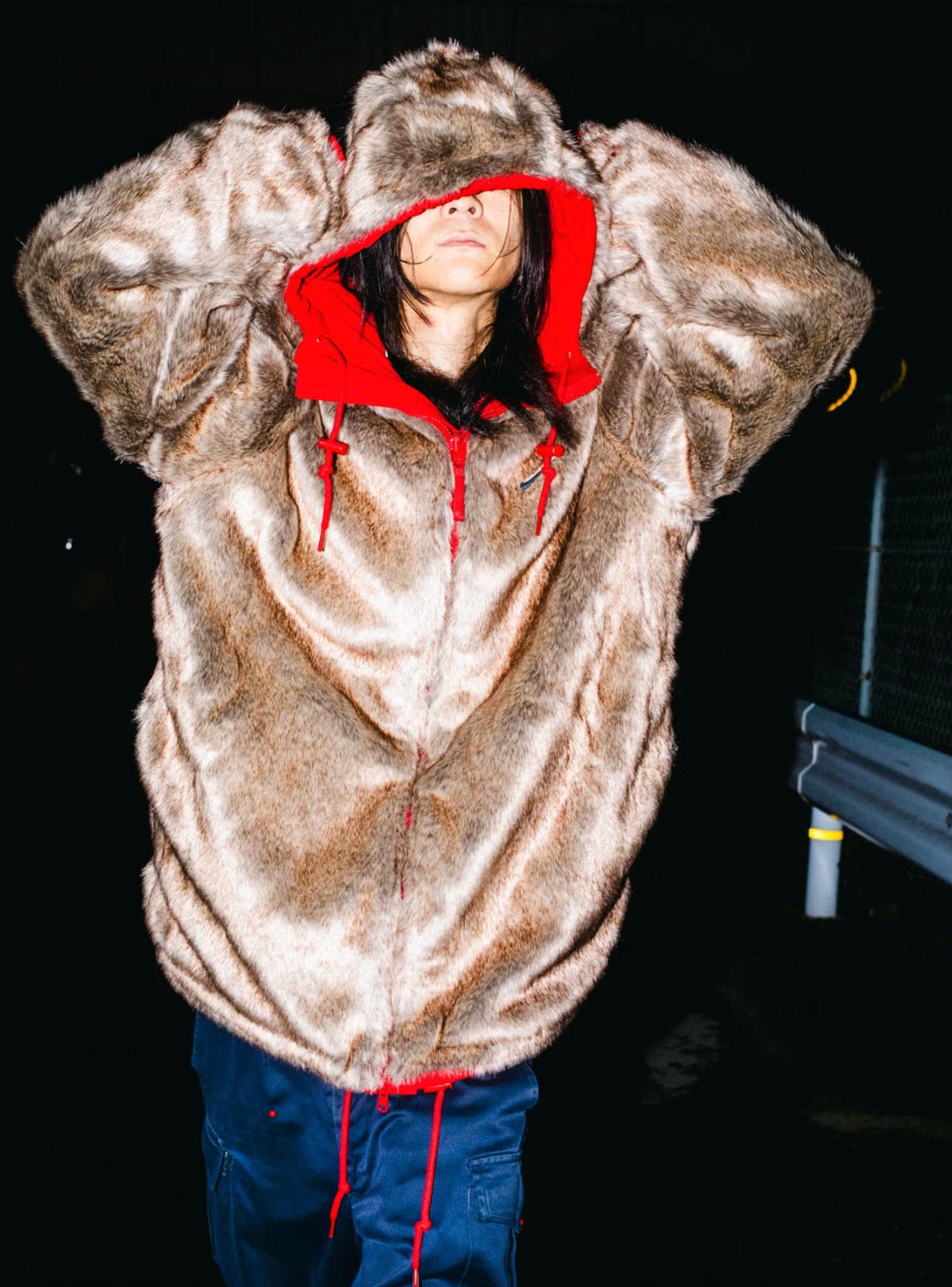 Supreme × Nike 26FW リバーシブル パーカ ファー面