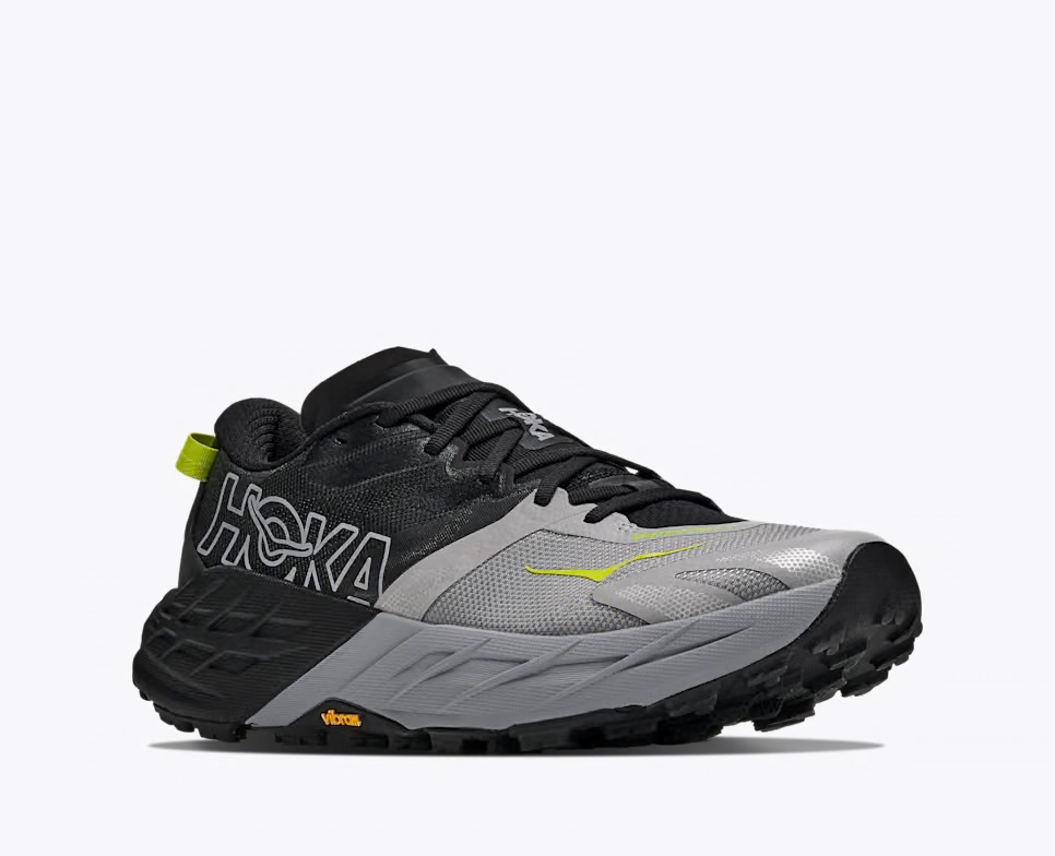 HOKA スピードゴート 7 外側斜め前から
