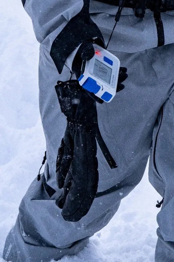 雪山で使うバリーボックス S2 FRGMT エディション