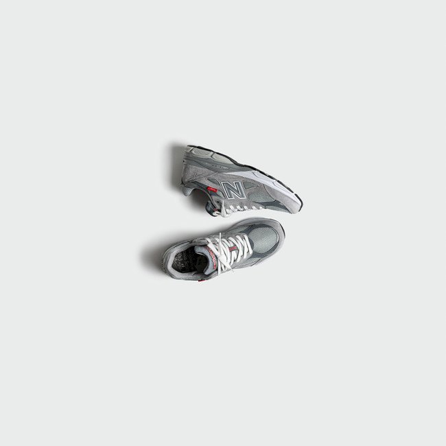 ニューバランス 990v3 トップとサイド