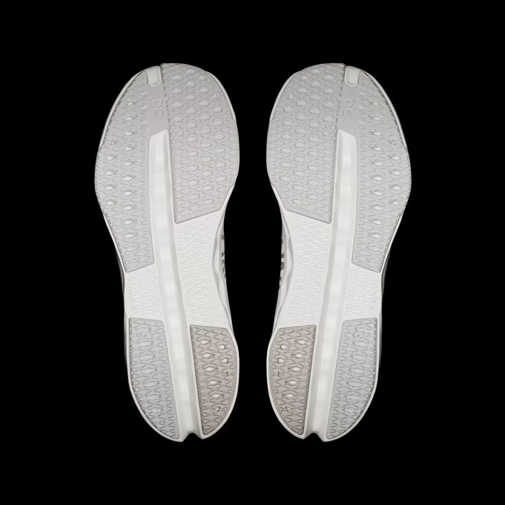 オン クラウドサーファー ネクスト アウトソール