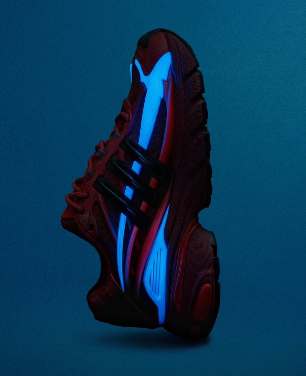 Pharrell Williams × adidas ADISTAR JELLYFISH レッド(KK0633) 蓄光